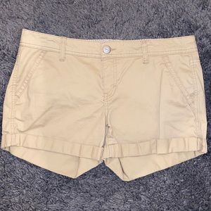Aeropostale Midi Kaki Shorts